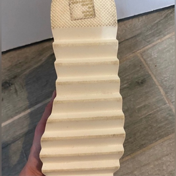 Steve Madden "unfazed" Wedge platform Oxfords - Picture 5 of 6